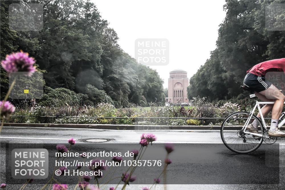 13.09.2026 - Stadtparktriathlon H.Heesch http://msf.ph/oto/10357576 13.09.2026 13:12:30 Radfahren 1205, 1241, 1257, 1271, 1413 meine-sportfotos.de