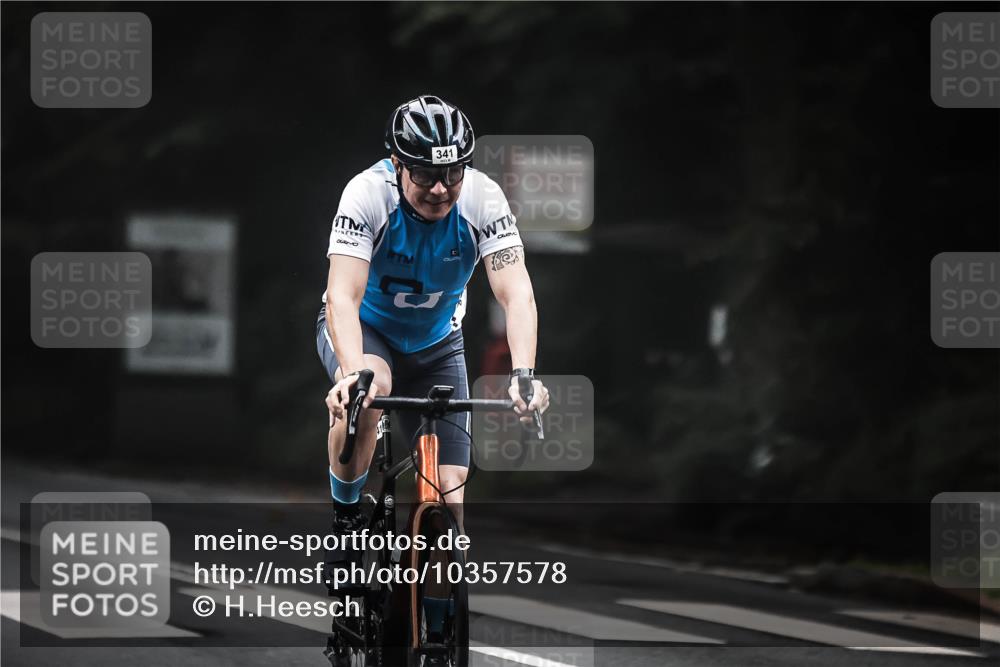 13.09.2026 - Stadtparktriathlon H.Heesch http://msf.ph/oto/10357578 13.09.2026 09:52:34 Radfahren 241, 331, 341 meine-sportfotos.de