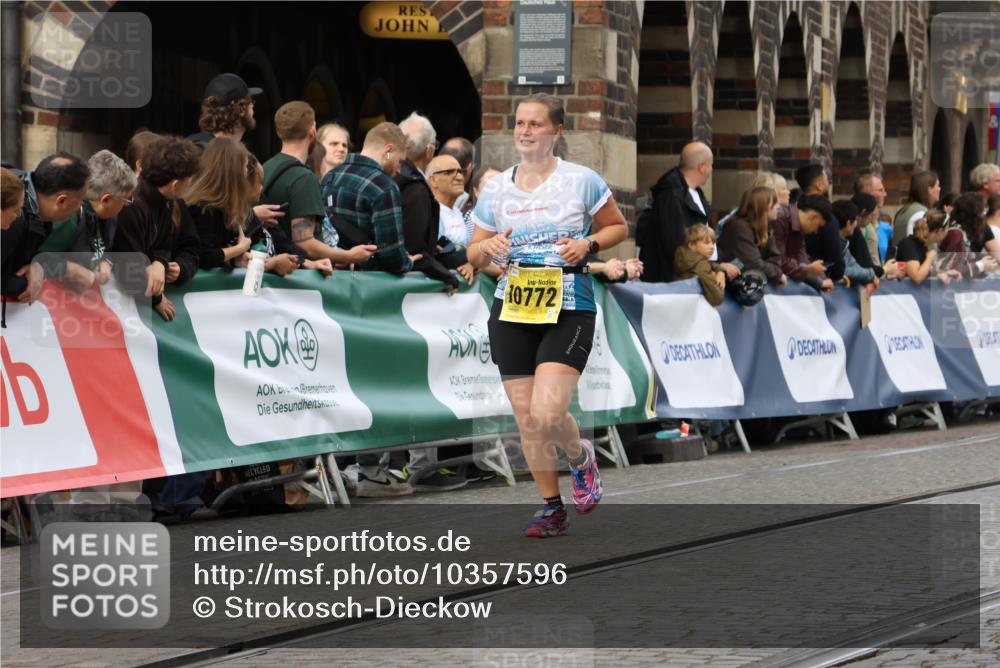 13.09.2026 - 21. swb-Marathon Bremen Strokosch-Dieckow http://msf.ph/oto/10357596 13.09.2026 10:57:14 Ziel 10157, 10408, 10486, 10610, 10771, 10888, 11000, 11079, 11328, 11872, 11946, 12032, 12284, 12434, 10226, 10300, 10394, 10517, 10518, 10687, 11365, 11498, 11609, 11734, 12037, 12111, 12263, 12372, 12400, 12411 meine-sportfotos.de