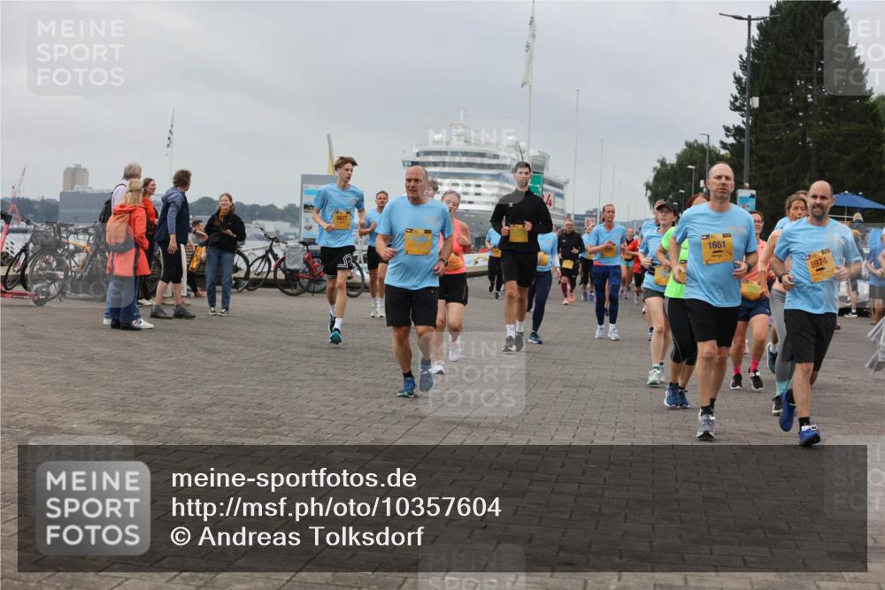 13.09.2026 - Kiel Lauf Andreas Tolksdorf http://msf.ph/oto/10357604 13.09.2026 10:00:05 Kiellinie 5677, 1651, 8974 meine-sportfotos.de
