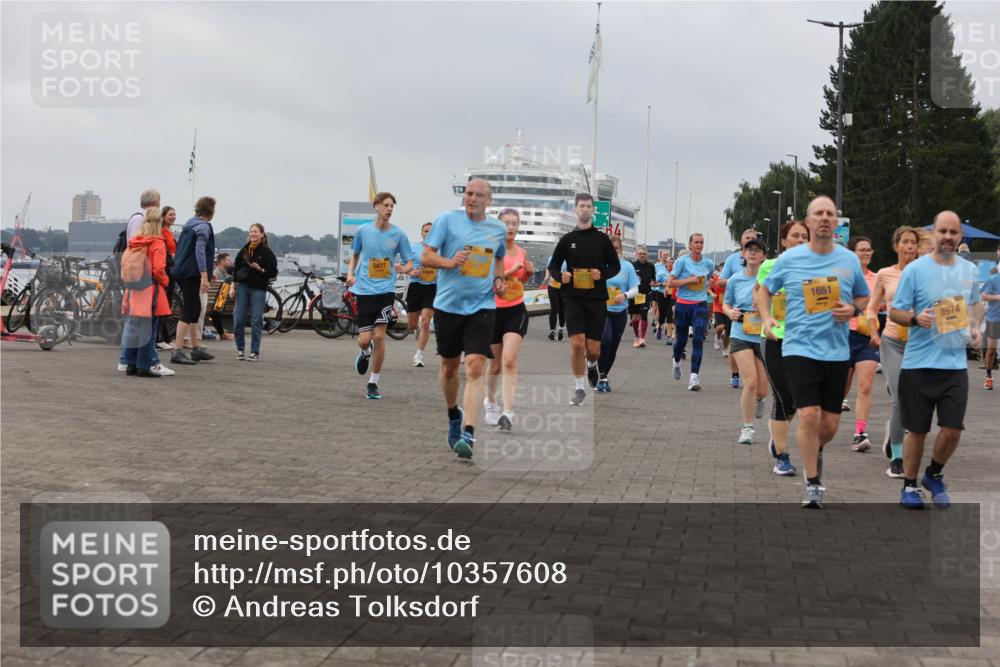 13.09.2026 - Kiel Lauf Andreas Tolksdorf http://msf.ph/oto/10357608 13.09.2026 10:00:05 Kiellinie 5677, 1651, 8974 meine-sportfotos.de
