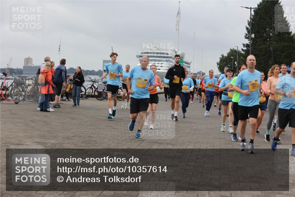13.09.2026 - Kiel Lauf Andreas Tolksdorf http://msf.ph/oto/10357614 13.09.2026 10:00:06 Kiellinie 5677, 1651 meine-sportfotos.de