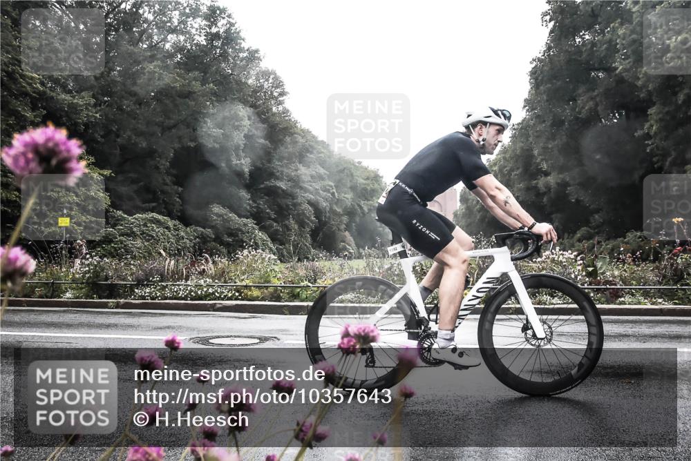 13.09.2026 - Stadtparktriathlon H.Heesch http://msf.ph/oto/10357643 13.09.2026 13:12:53 Radfahren 1225, 1226, 1284, 1297, 1352 meine-sportfotos.de