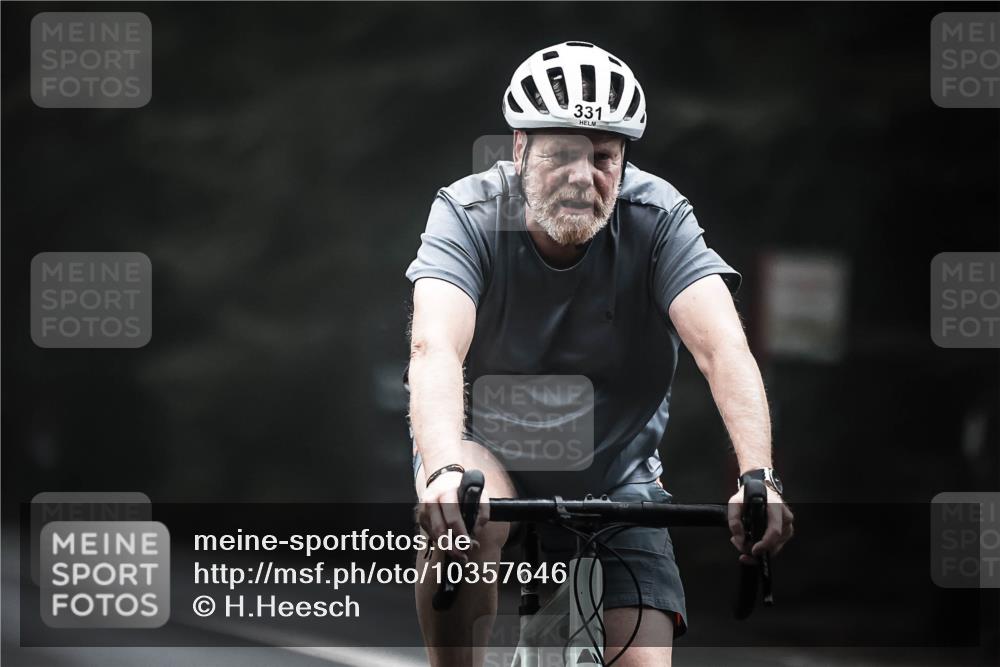 13.09.2026 - Stadtparktriathlon H.Heesch http://msf.ph/oto/10357646 13.09.2026 09:52:39 Radfahren 241, 331, 332, 341 meine-sportfotos.de