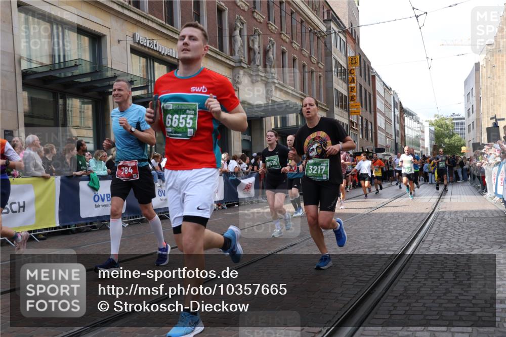 13.09.2026 - 21. swb-Marathon Bremen Strokosch-Dieckow http://msf.ph/oto/10357665 13.09.2026 13:34:37 Ziel 489, 1210, 1967, 2413, 2430, 2525, 2561, 2755, 3181, 3217, 3353, 3380, 3765, 3768, 3842, 4487, 5125, 5415, 5647, 5684, 6085, 6128, 6168, 6244, 6391, 6403, 6627, 6655, 6756, 7123, 7405, 7443, 7462, 7750, 8155, 8493, 8515, 8623, 8683, 9038, 9820, 13017, 13018, 13051, 13060, 13180, 682, 784, 809, 911, 1307, 1395, 1871, 2215, 2831, 3029, 3052, 3058, 3068, 3214, 3318, 3388, 3409, 3636, 3765, 3890, 4112, 4537, 4616, 5147, 5378, 5488, 5566, 5694, 5760, 5852 meine-sportfotos.de