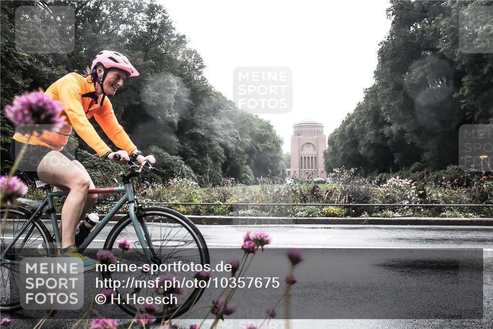 13.09.2026 - Stadtparktriathlon H.Heesch http://msf.ph/oto/10357675 13.09.2026 13:13:09 Radfahren 1192, 1316, 1402 meine-sportfotos.de