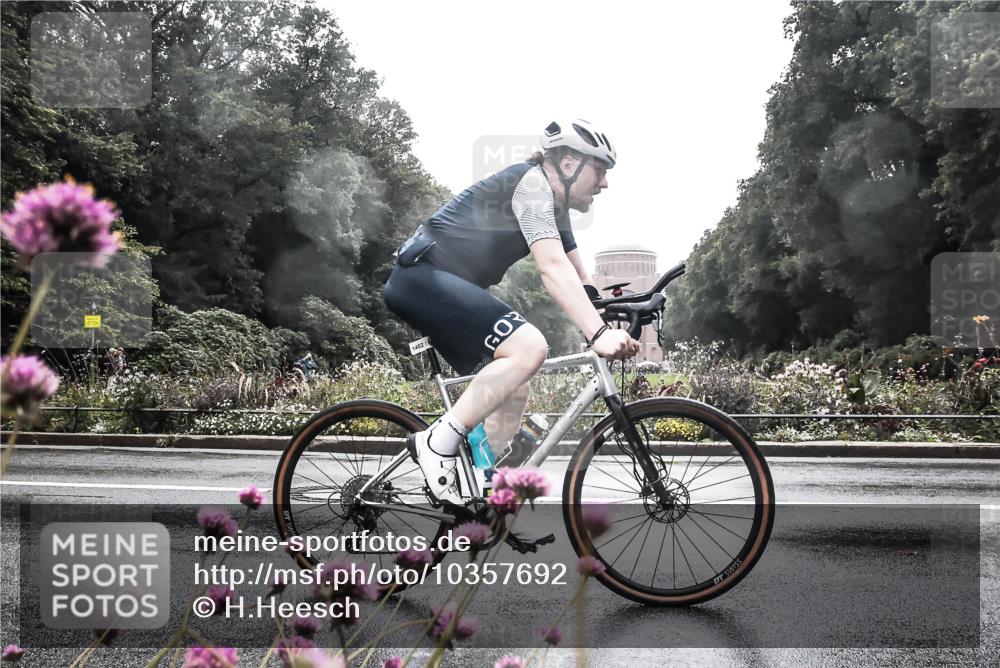 13.09.2026 - Stadtparktriathlon H.Heesch http://msf.ph/oto/10357692 13.09.2026 13:13:12 Radfahren 1192, 1316, 1386, 1402 meine-sportfotos.de