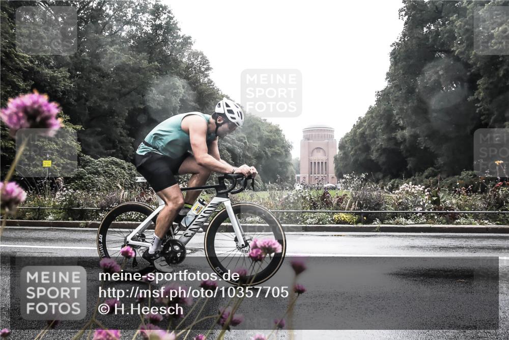 13.09.2026 - Stadtparktriathlon H.Heesch http://msf.ph/oto/10357705 13.09.2026 13:13:18 Radfahren 1323, 1377, 1386, 1420 meine-sportfotos.de