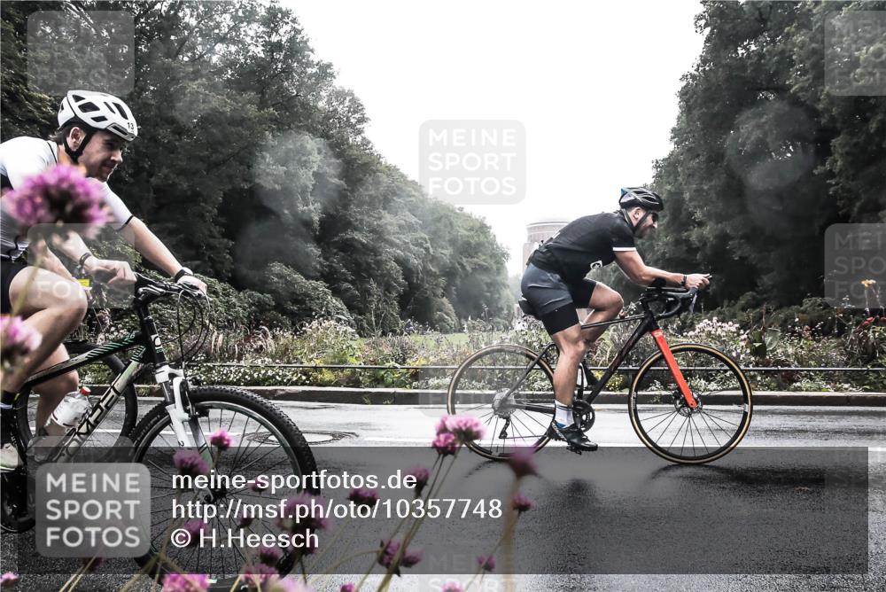 13.09.2026 - Stadtparktriathlon H.Heesch http://msf.ph/oto/10357748 13.09.2026 13:13:31 Radfahren 1208, 1311, 1372, 1401, 1424 meine-sportfotos.de