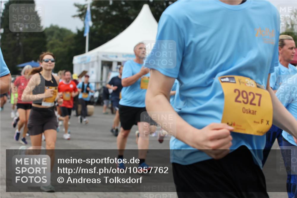 13.09.2026 - Kiel Lauf Andreas Tolksdorf http://msf.ph/oto/10357762 13.09.2026 10:00:12 Kiellinie 1, 39, 2927 meine-sportfotos.de
