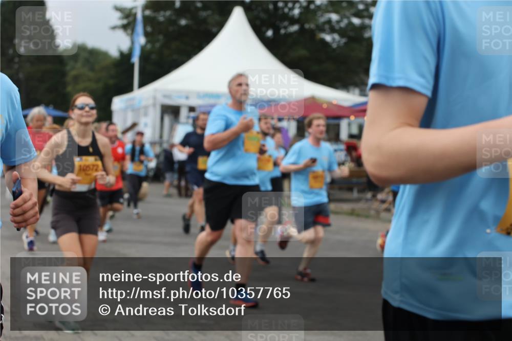 13.09.2026 - Kiel Lauf Andreas Tolksdorf http://msf.ph/oto/10357765 13.09.2026 10:00:12 Kiellinie 10572 meine-sportfotos.de
