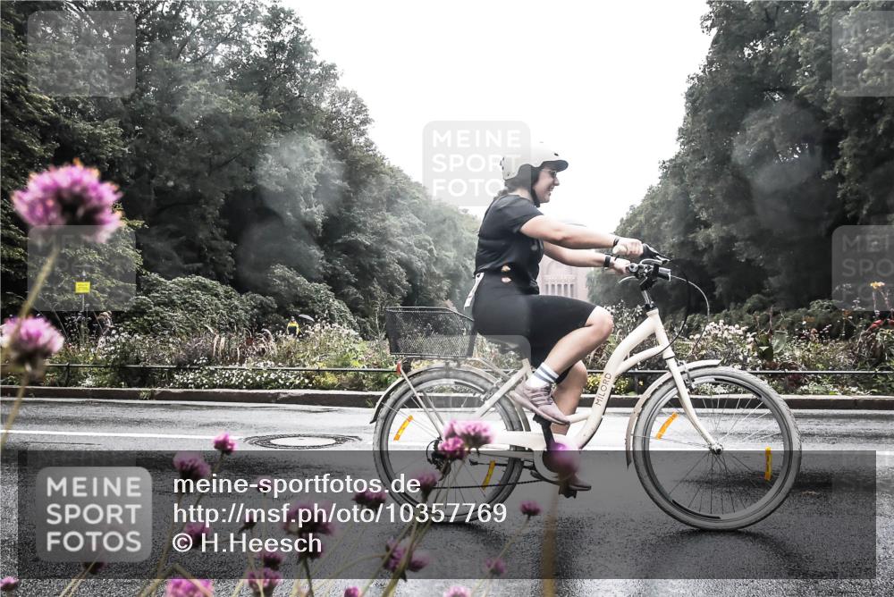 13.09.2026 - Stadtparktriathlon H.Heesch http://msf.ph/oto/10357769 13.09.2026 13:13:37 Radfahren 1082, 1245, 1261, 1407 meine-sportfotos.de