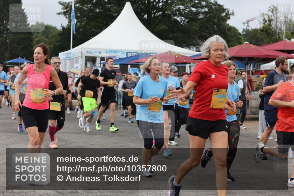 13.09.2026 - Kiel Lauf Andreas Tolksdorf http://msf.ph/oto/10357800 13.09.2026 10:00:14 Kiellinie 38, 12602, 10992, 1582 meine-sportfotos.de