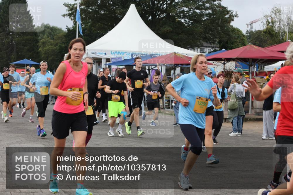 13.09.2026 - Kiel Lauf Andreas Tolksdorf http://msf.ph/oto/10357813 13.09.2026 10:00:15 Kiellinie 3737, 1582, 9675, 1, 39, 12256 meine-sportfotos.de