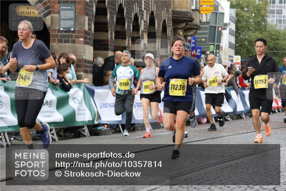 13.09.2026 - 21. swb-Marathon Bremen Strokosch-Dieckow http://msf.ph/oto/10357814 13.09.2026 10:57:18 Ziel 10157, 10408, 10610, 10772, 11000, 11079, 11328, 11872, 11946, 12032, 12284, 12434, 10177, 10226, 10300, 10394, 10517, 10518, 11106, 11365, 11480, 11498, 11609, 11734, 11965, 11966, 12037, 12111, 12372, 12400 meine-sportfotos.de