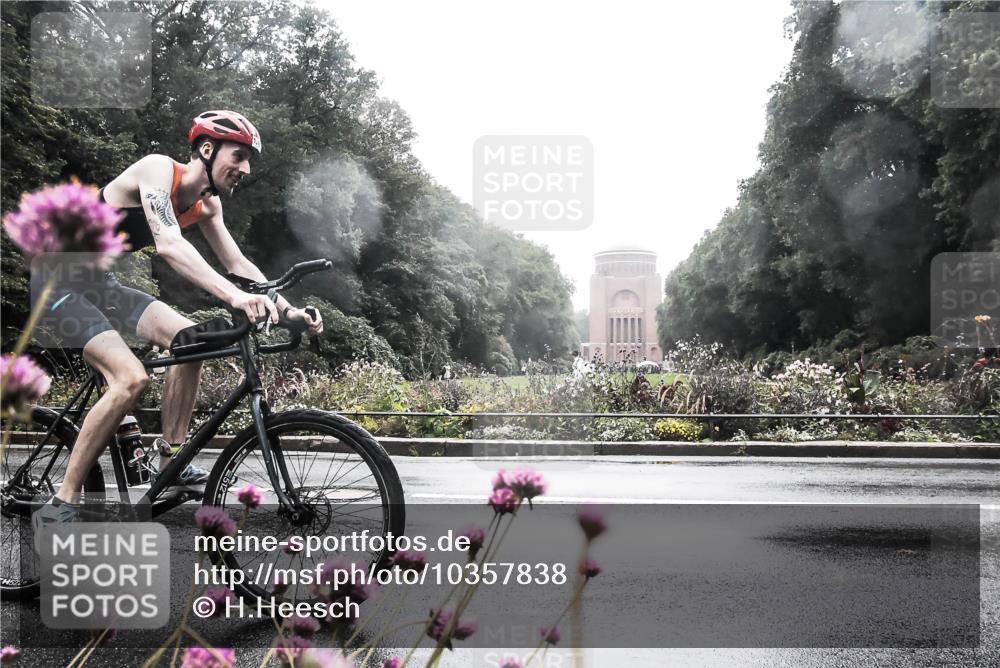 13.09.2026 - Stadtparktriathlon H.Heesch http://msf.ph/oto/10357838 13.09.2026 13:14:04 Radfahren 1198, 1265, 1289, 1461 meine-sportfotos.de
