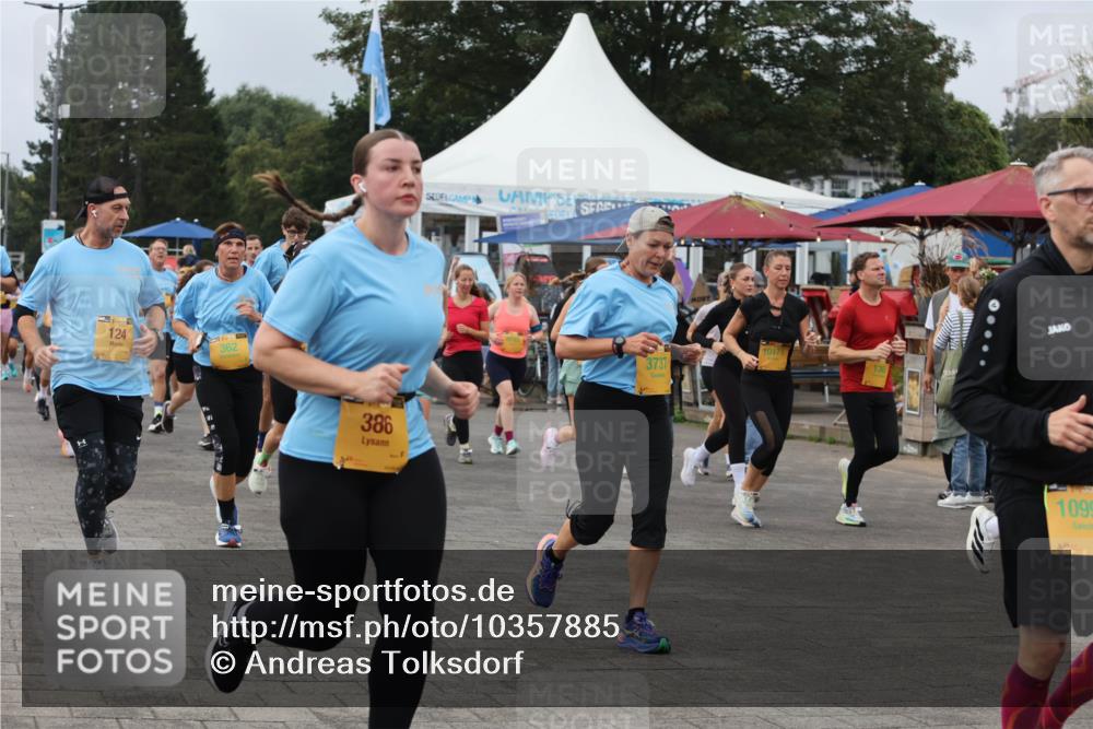 13.09.2026 - Kiel Lauf Andreas Tolksdorf http://msf.ph/oto/10357885 13.09.2026 10:00:16 Kiellinie 124, 362, 386, 3737, 10171, 136, 1099 meine-sportfotos.de