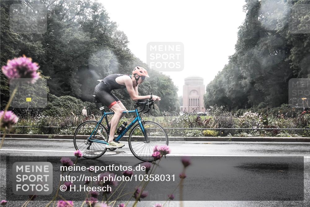 13.09.2026 - Stadtparktriathlon H.Heesch http://msf.ph/oto/10358031 13.09.2026 13:15:36 Radfahren 1219, 1244, 1379, 1466 meine-sportfotos.de