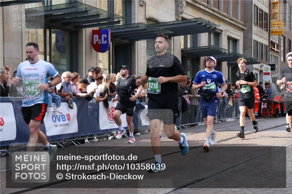 13.09.2026 - 21. swb-Marathon Bremen Strokosch-Dieckow http://msf.ph/oto/10358039 13.09.2026 13:34:49 Ziel 489, 536, 2003, 2366, 2413, 2430, 2492, 2625, 2755, 3063, 3217, 3311, 3768, 3916, 4487, 4635, 4985, 5016, 5125, 5647, 6085, 6320, 6391, 6403, 6627, 6655, 6750, 6756, 7123, 7405, 7657, 7703, 7750, 7998, 8300, 8328, 8515, 8623, 9017, 9216, 9526, 9527, 13017, 13018, 13051, 13060, 784, 809, 1210, 1395, 1871, 1967, 2525, 2561, 2755, 2831, 3052, 3058, 3181, 3318, 3353, 3380, 3388, 3409, 3765, 3842, 4537, 5378, 5415, 5488, 5684, 5694, 5760, 6085 meine-sportfotos.de