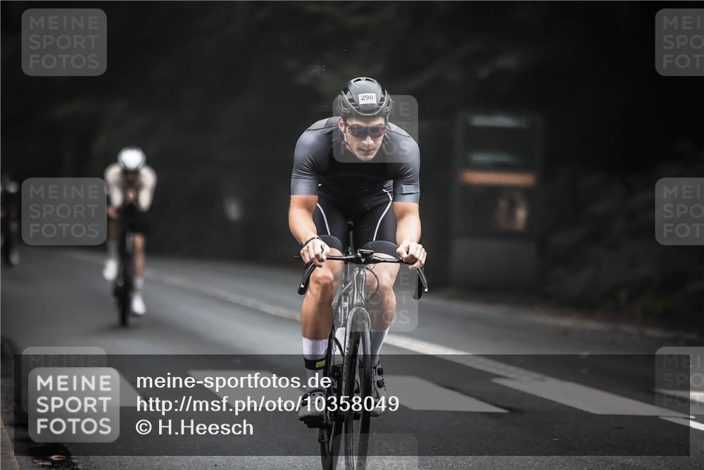 13.09.2026 - Stadtparktriathlon H.Heesch http://msf.ph/oto/10358049 13.09.2026 09:53:46 Radfahren 243, 289, 290, 328, 329 meine-sportfotos.de