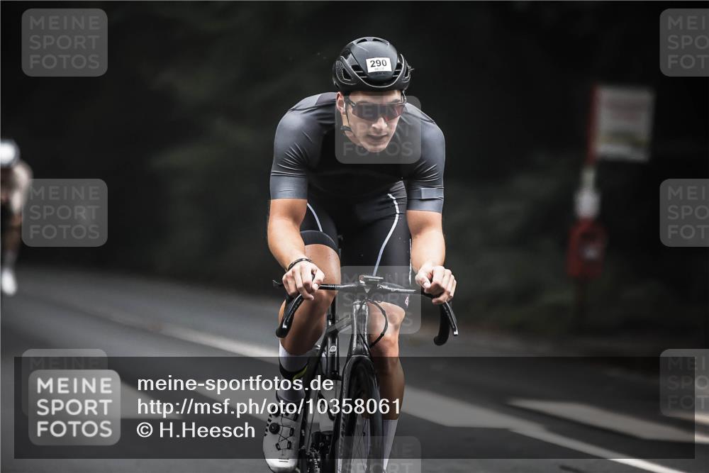 13.09.2026 - Stadtparktriathlon H.Heesch http://msf.ph/oto/10358061 13.09.2026 09:53:46 Radfahren 243, 289, 290, 328, 329 meine-sportfotos.de
