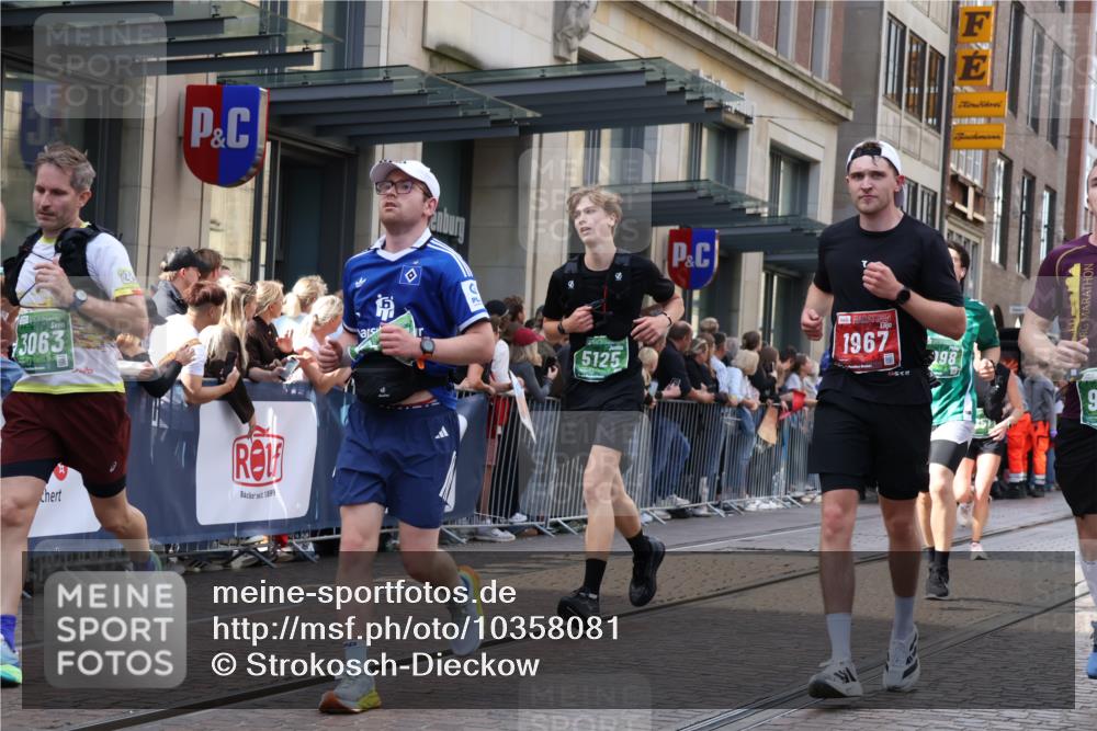 13.09.2026 - 21. swb-Marathon Bremen Strokosch-Dieckow http://msf.ph/oto/10358081 13.09.2026 13:34:50 Ziel 489, 536, 2003, 2366, 2413, 2430, 2492, 2625, 3063, 3217, 3311, 3768, 3916, 4487, 4635, 4985, 5016, 5125, 5647, 6320, 6391, 6403, 6627, 6655, 6750, 6756, 7123, 7405, 7657, 7703, 7750, 7998, 8300, 8328, 8515, 8623, 9017, 9216, 9526, 9527, 13017, 13018, 13051, 13060, 489, 784, 809, 1210, 1395, 1871, 1967, 2525, 2561, 2755, 2831, 3052, 3058, 3181, 3217, 3318, 3353, 3380, 3388, 3409, 3765, 3768, 3842, 4537, 5378, 5415, 5488, 5684, 5694, 5760, 6085 meine-sportfotos.de