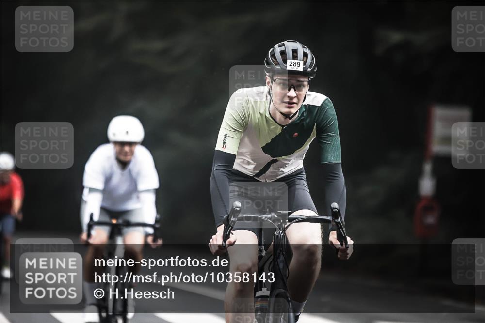 13.09.2026 - Stadtparktriathlon H.Heesch http://msf.ph/oto/10358143 13.09.2026 09:53:53 Radfahren 229, 232, 243, 251, 267, 274, 289, 328 meine-sportfotos.de