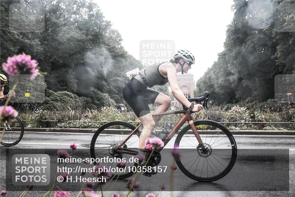 13.09.2026 - Stadtparktriathlon H.Heesch http://msf.ph/oto/10358157 13.09.2026 13:16:31 Radfahren 1292, 1330, 1447, 1476 meine-sportfotos.de
