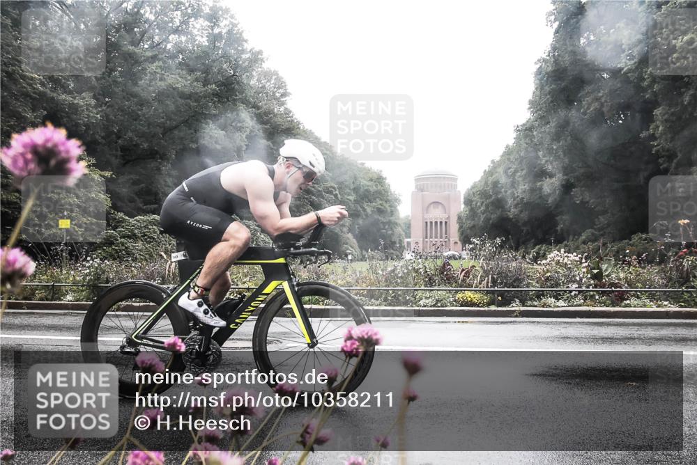 13.09.2026 - Stadtparktriathlon H.Heesch http://msf.ph/oto/10358211 13.09.2026 13:17:07 Radfahren 1426 meine-sportfotos.de