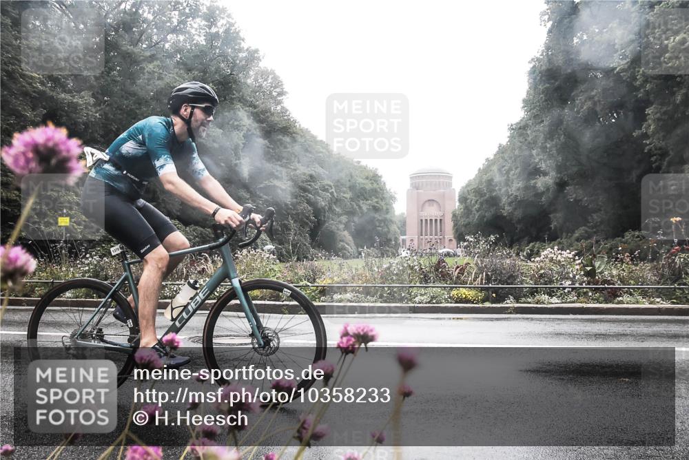 13.09.2026 - Stadtparktriathlon H.Heesch http://msf.ph/oto/10358233 13.09.2026 13:17:26 Radfahren 1370 meine-sportfotos.de
