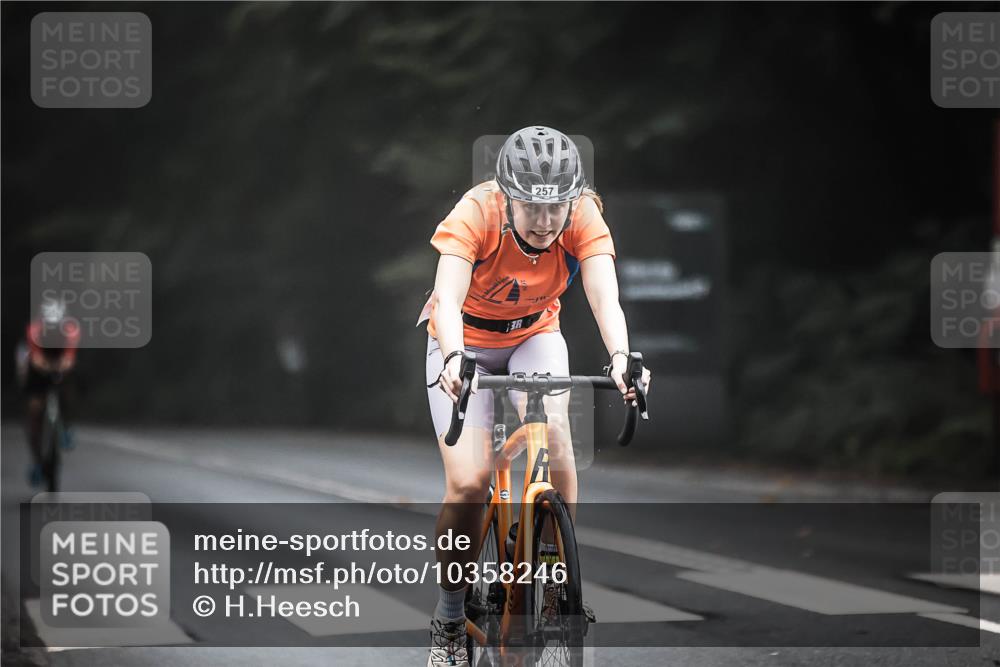 13.09.2026 - Stadtparktriathlon H.Heesch http://msf.ph/oto/10358246 13.09.2026 09:54:16 Radfahren 216, 226, 257 meine-sportfotos.de