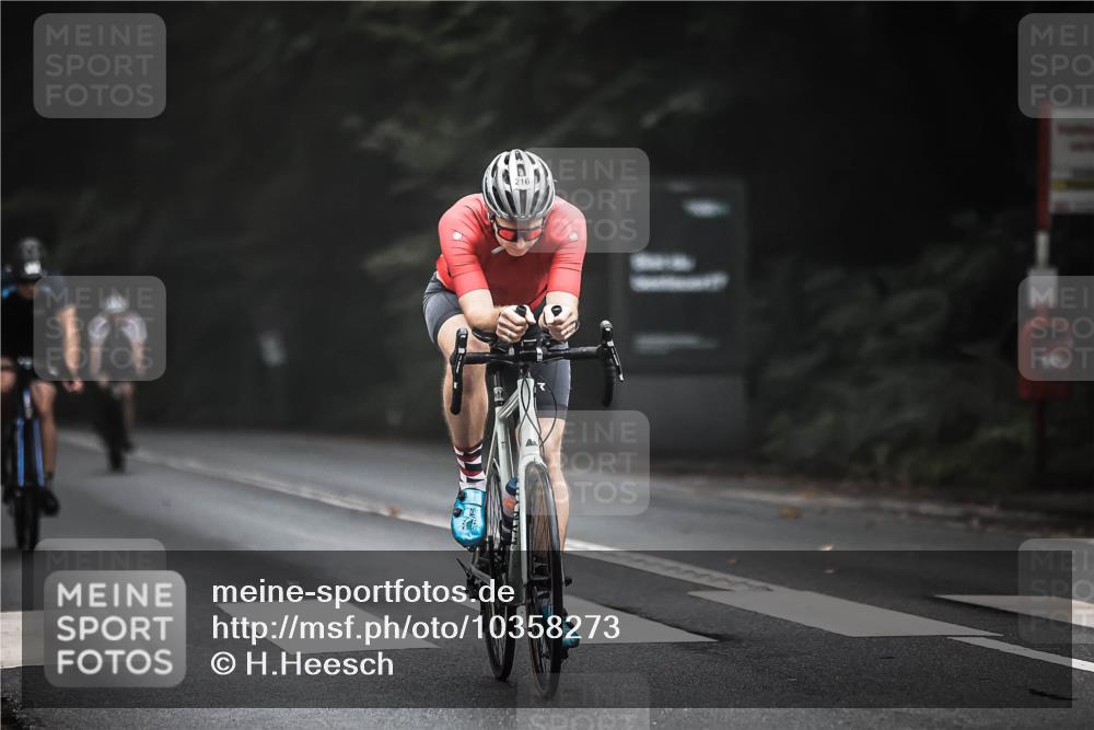 13.09.2026 - Stadtparktriathlon H.Heesch http://msf.ph/oto/10358273 13.09.2026 09:54:19 Radfahren 216, 226, 257, 298, 302, 317 meine-sportfotos.de