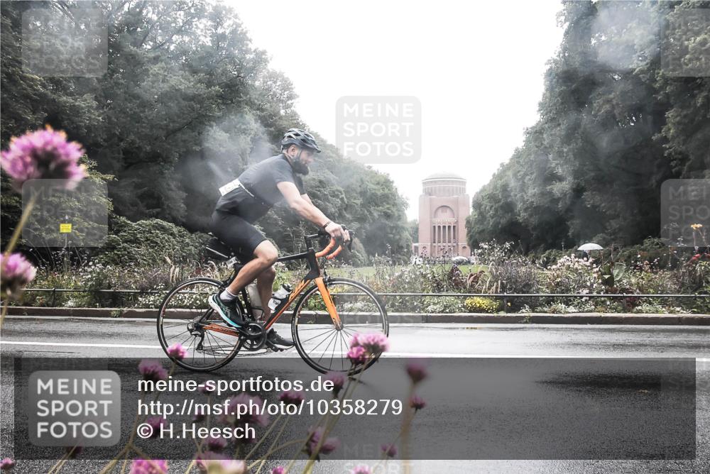 13.09.2026 - Stadtparktriathlon H.Heesch http://msf.ph/oto/10358279 13.09.2026 13:18:00 Radfahren 1209, 1321, 1349, 1382, 1387, 1395, 1396, 1445, 1472, 1477 meine-sportfotos.de