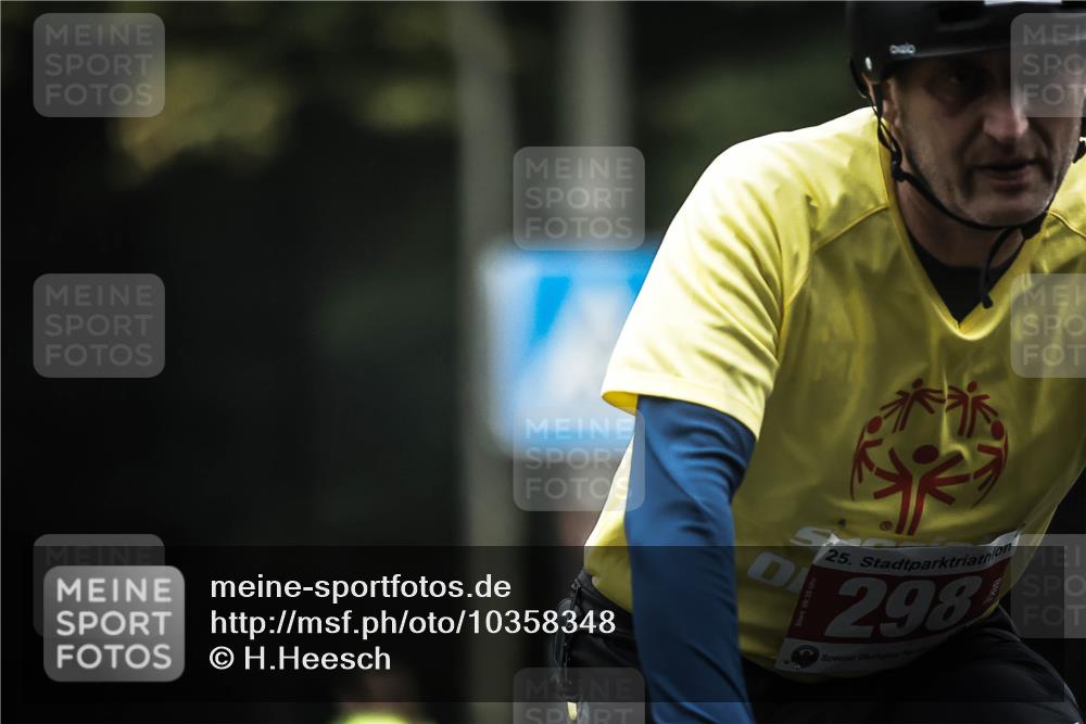 13.09.2026 - Stadtparktriathlon H.Heesch http://msf.ph/oto/10358348 13.09.2026 09:54:26 Radfahren 223, 226, 298, 302, 309, 317 meine-sportfotos.de