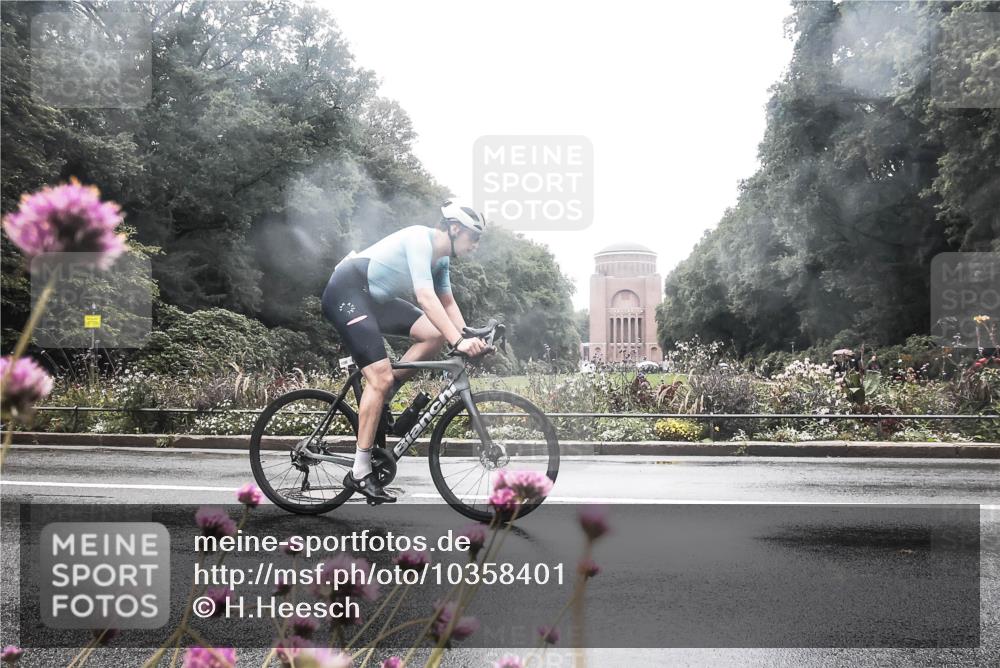 13.09.2026 - Stadtparktriathlon H.Heesch http://msf.ph/oto/10358401 13.09.2026 13:18:53 Radfahren 1314, 1363, 1392, 1411, 1468 meine-sportfotos.de