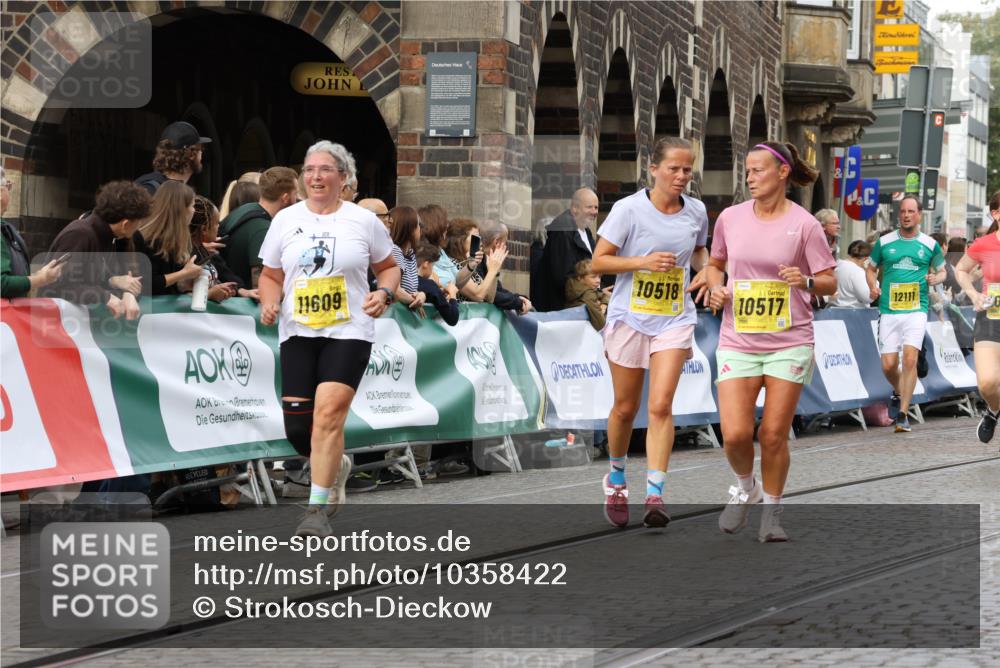 13.09.2026 - 21. swb-Marathon Bremen Strokosch-Dieckow http://msf.ph/oto/10358422 13.09.2026 10:57:30 Ziel 10157, 10166, 10408, 10578, 10687, 10700, 10772, 10969, 11236, 11292, 11484, 11667, 12032, 12263, 12382, 12383, 12400, 12411, 10460, 11106, 11153, 11245, 11532, 11568, 11965, 11966, 12222, 12264 meine-sportfotos.de