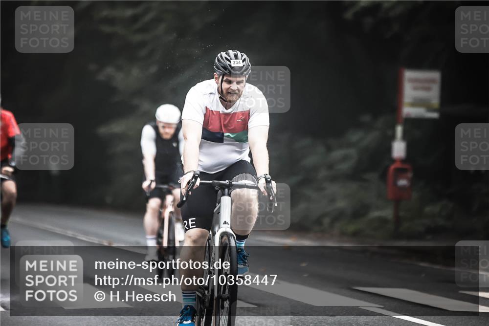 13.09.2026 - Stadtparktriathlon H.Heesch http://msf.ph/oto/10358447 13.09.2026 09:54:46 Radfahren 249, 253, 276, 334, 335 meine-sportfotos.de