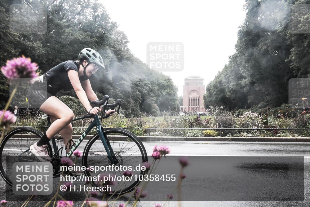 13.09.2026 - Stadtparktriathlon H.Heesch http://msf.ph/oto/10358455 13.09.2026 13:19:27 Radfahren 1347, 1355, 1356, 1364, 1374, 1388 meine-sportfotos.de