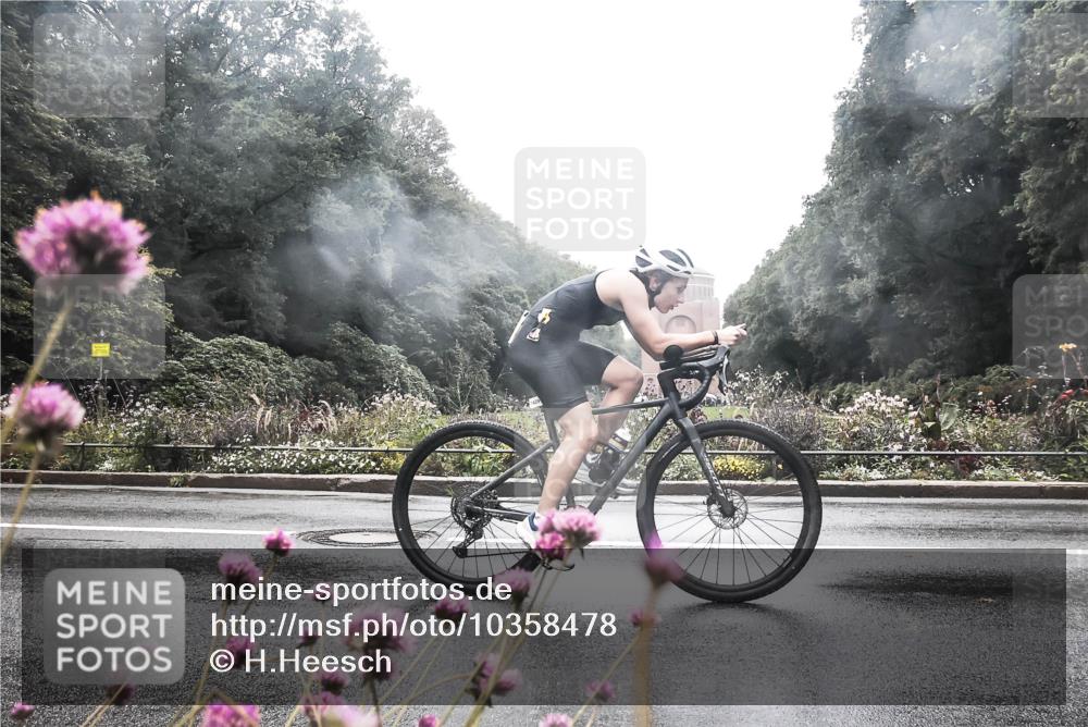 13.09.2026 - Stadtparktriathlon H.Heesch http://msf.ph/oto/10358478 13.09.2026 13:19:32 Radfahren 1334, 1347, 1355, 1356, 1374, 1429 meine-sportfotos.de