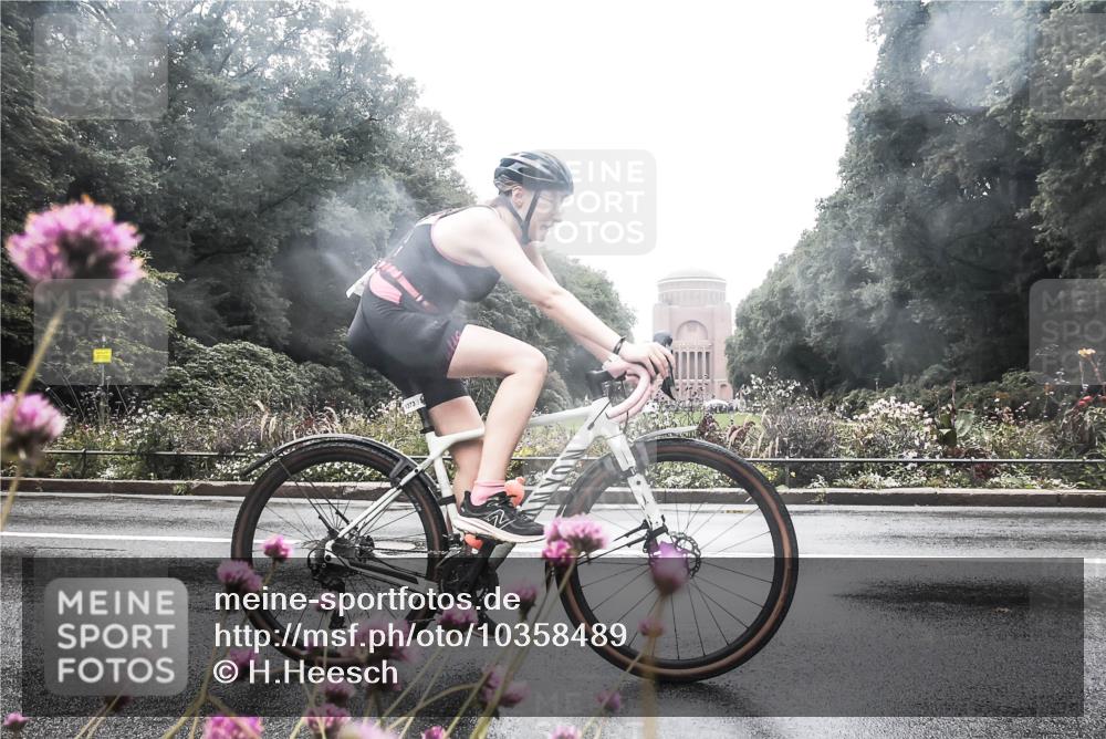 13.09.2026 - Stadtparktriathlon H.Heesch http://msf.ph/oto/10358489 13.09.2026 13:19:43 Radfahren 1348, 1373, 1409, 1425, 1448 meine-sportfotos.de