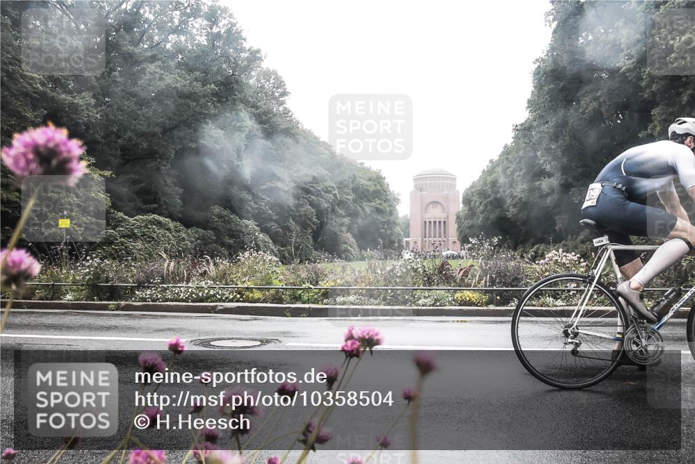 13.09.2026 - Stadtparktriathlon H.Heesch http://msf.ph/oto/10358504 13.09.2026 13:19:47 Radfahren 1348, 1373, 1409, 1448, 1458 meine-sportfotos.de