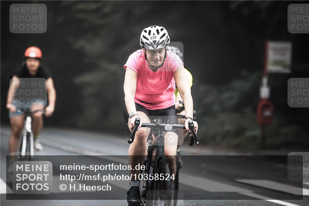 13.09.2026 - Stadtparktriathlon H.Heesch http://msf.ph/oto/10358524 13.09.2026 09:54:53 Radfahren 237, 245, 249, 253, 276, 294, 316, 335 meine-sportfotos.de