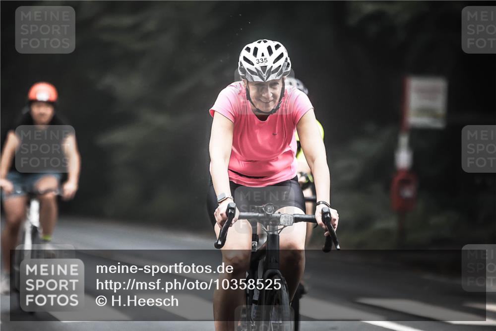 13.09.2026 - Stadtparktriathlon H.Heesch http://msf.ph/oto/10358525 13.09.2026 09:54:53 Radfahren 237, 245, 249, 253, 276, 294, 316, 335 meine-sportfotos.de