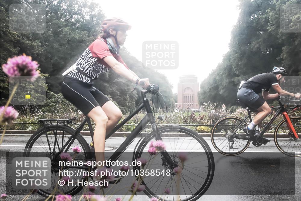13.09.2026 - Stadtparktriathlon H.Heesch http://msf.ph/oto/10358548 13.09.2026 13:20:39 Radfahren 1293, 1322, 1333, 1401, 1430, 1505 meine-sportfotos.de