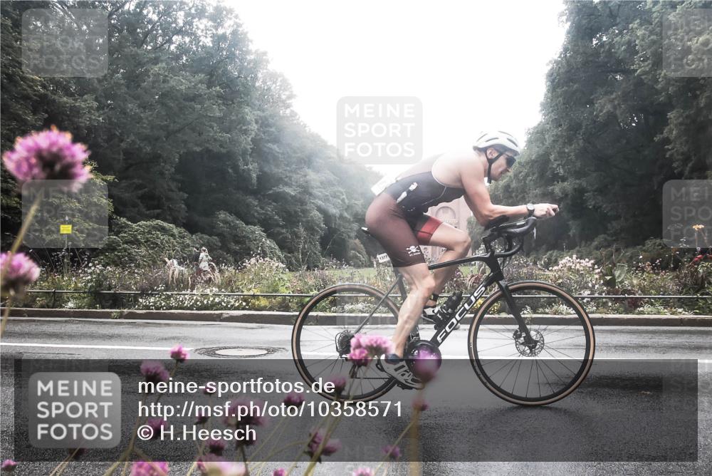 13.09.2026 - Stadtparktriathlon H.Heesch http://msf.ph/oto/10358571 13.09.2026 13:20:52 Radfahren 1346, 1377, 1420, 1433, 1436, 1444 meine-sportfotos.de