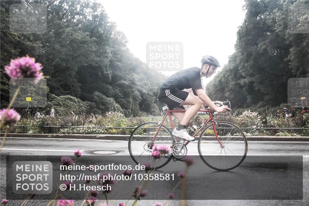 13.09.2026 - Stadtparktriathlon H.Heesch http://msf.ph/oto/10358581 13.09.2026 13:20:55 Radfahren 1346, 1377, 1378, 1436 meine-sportfotos.de