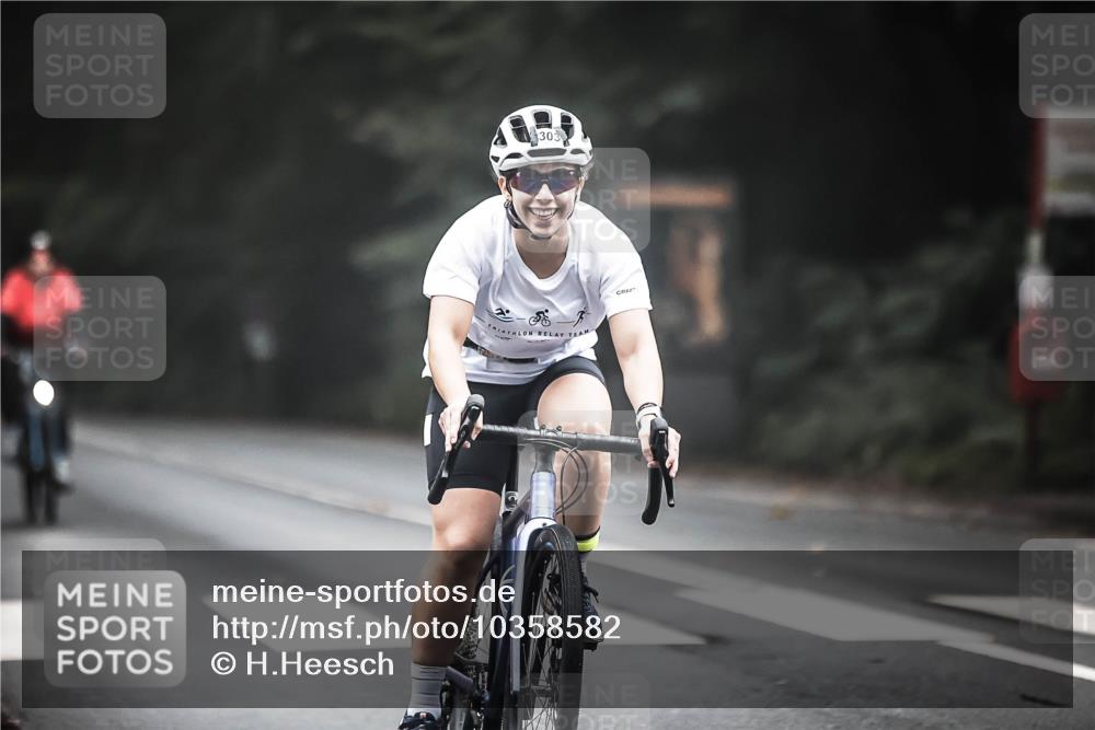 13.09.2026 - Stadtparktriathlon H.Heesch http://msf.ph/oto/10358582 13.09.2026 09:55:06 Radfahren 250, 268, 278, 303 meine-sportfotos.de