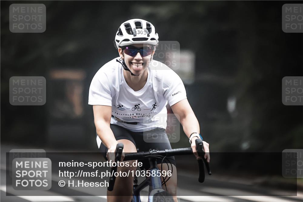13.09.2026 - Stadtparktriathlon H.Heesch http://msf.ph/oto/10358596 13.09.2026 09:55:06 Radfahren 250, 268, 278, 303 meine-sportfotos.de