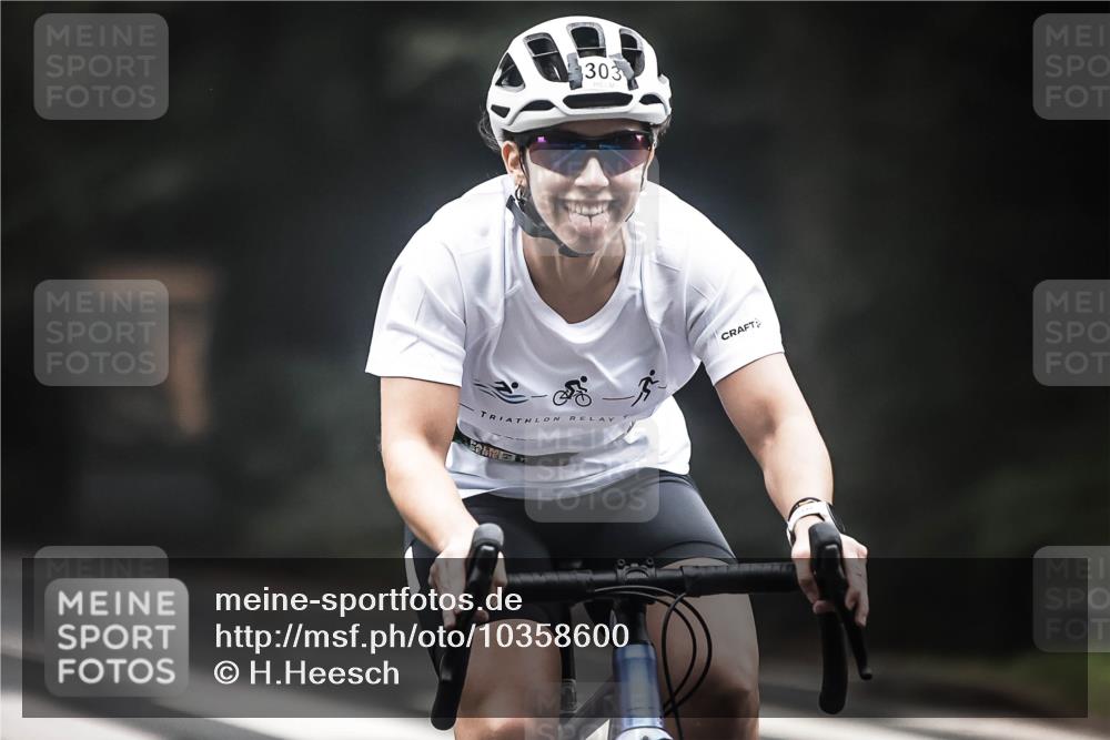 13.09.2026 - Stadtparktriathlon H.Heesch http://msf.ph/oto/10358600 13.09.2026 09:55:07 Radfahren 250, 268, 278, 303 meine-sportfotos.de