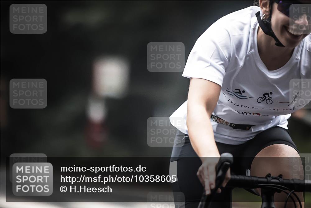 13.09.2026 - Stadtparktriathlon H.Heesch http://msf.ph/oto/10358605 13.09.2026 09:55:07 Radfahren 250, 268, 278, 303 meine-sportfotos.de